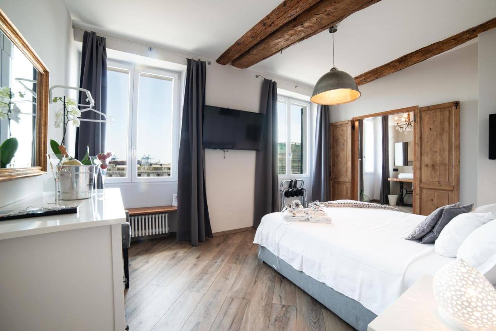 Port View Hotel Genova Eksteriør billede